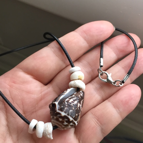 🖤Hawaiian puka shell handmade necklace - Picture 11 of 12